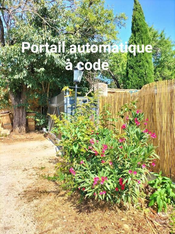 Villa Calme et Intimité proche Avignon - Provence Morieres-les-Avignon Esterno foto